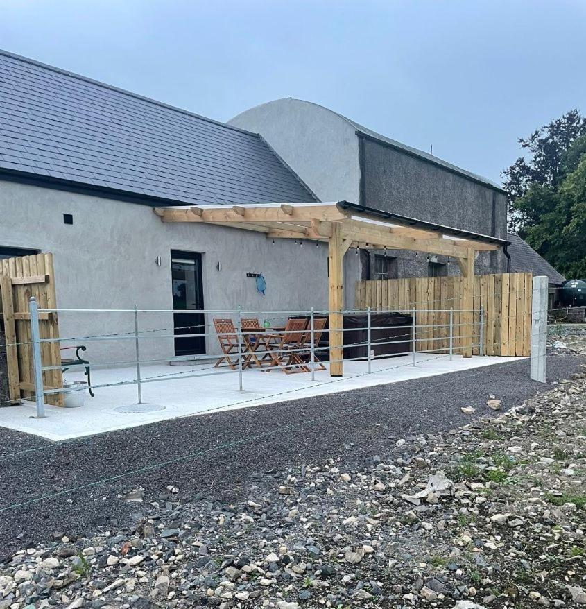 The Byre At Conker Tree Cottages Saintfield Eksteriør billede