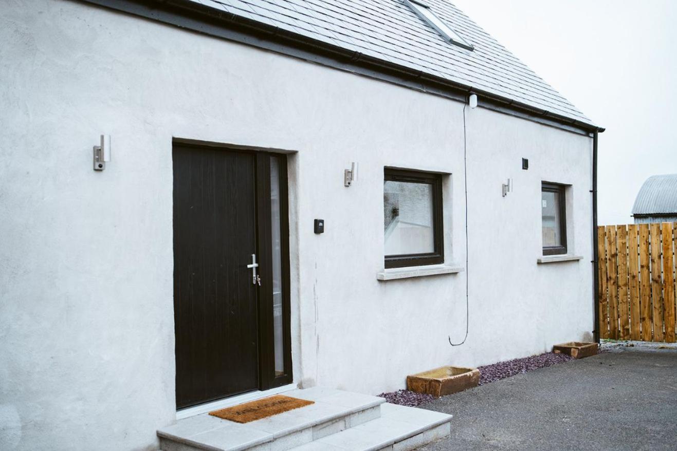 The Byre At Conker Tree Cottages Saintfield Eksteriør billede