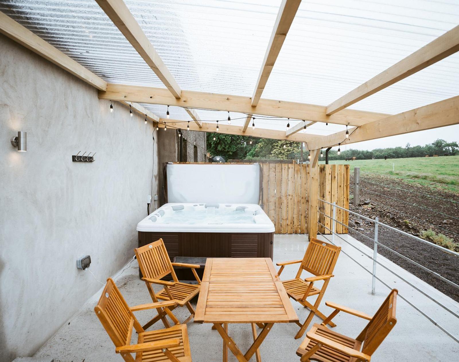 The Byre At Conker Tree Cottages Saintfield Eksteriør billede